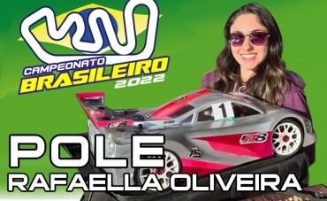 Rafaella Oliveira é Pole no Brasileiro de GT Elétrico 2022